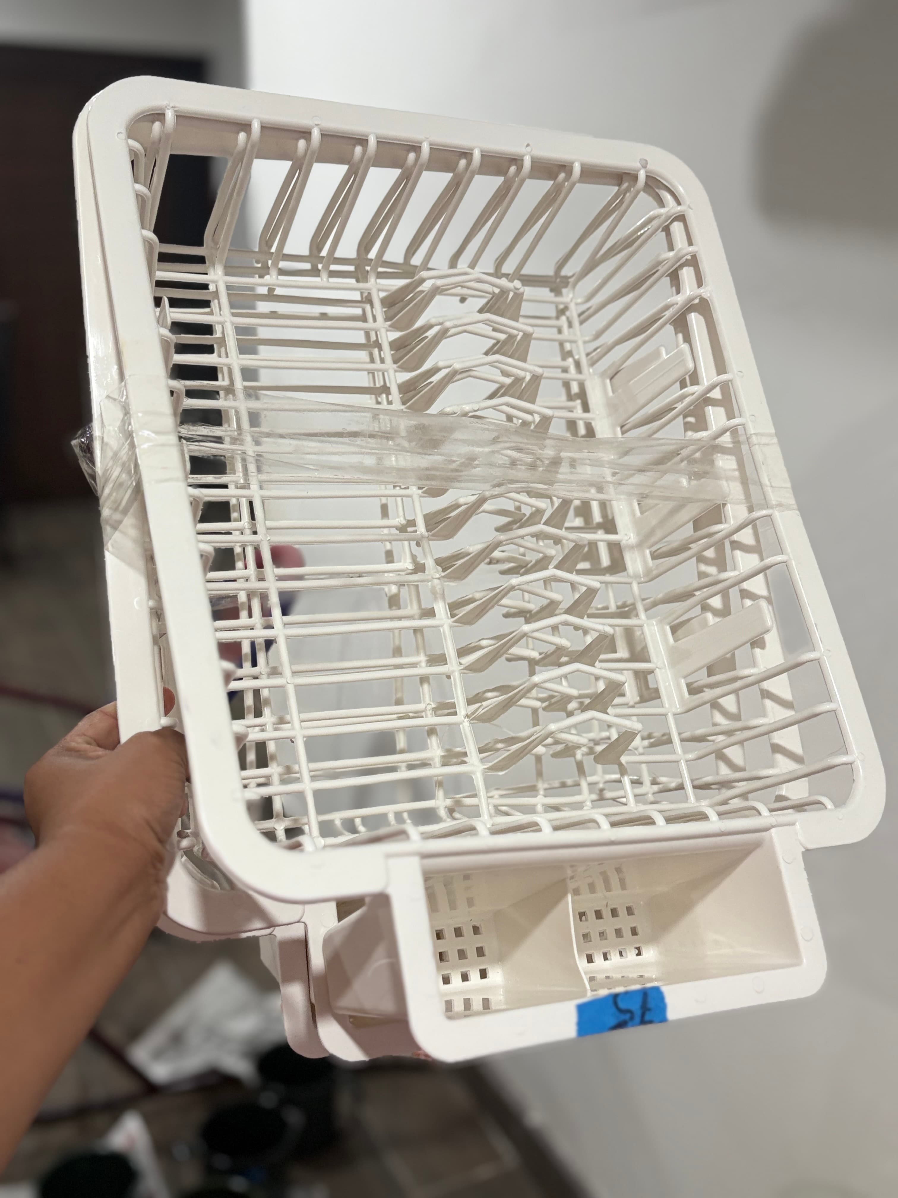 Escurridor de platos con portacubiertos